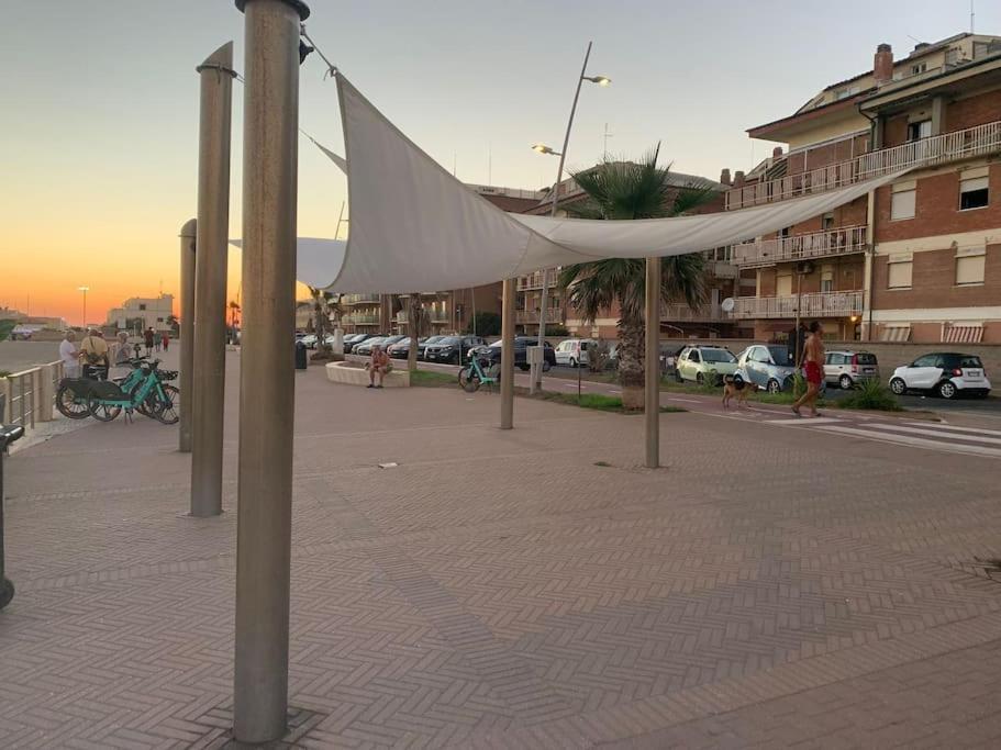 شقة Bilocale A Due Passi Dal Porto E Dal Mare ليدو دي أوستيا المظهر الخارجي الصورة