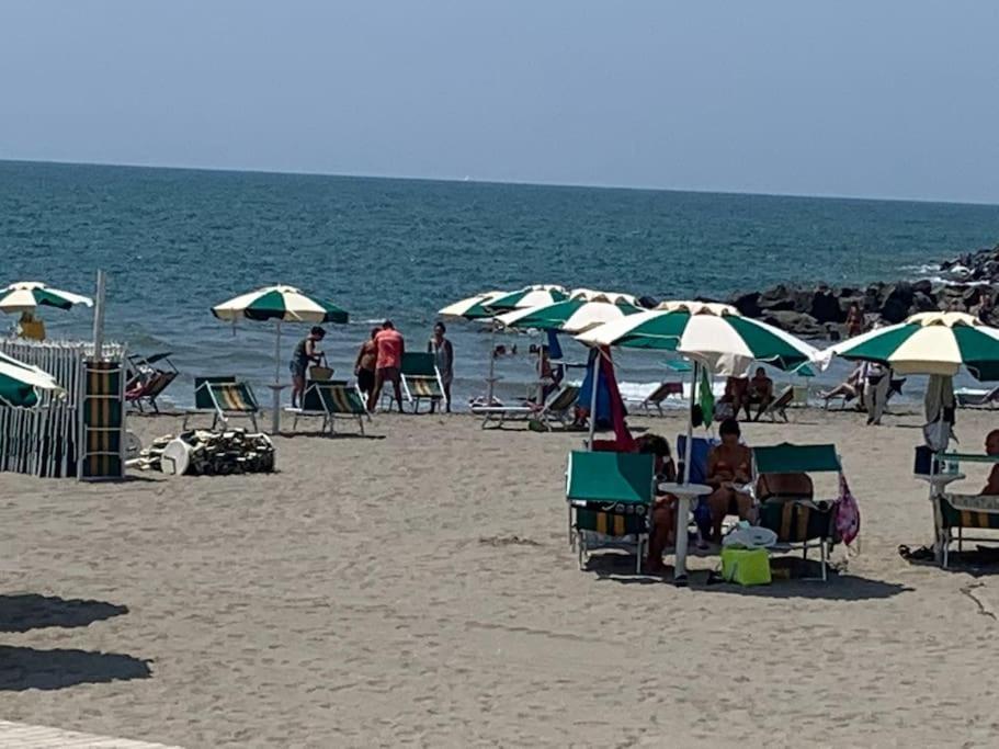 شقة Bilocale A Due Passi Dal Porto E Dal Mare ليدو دي أوستيا المظهر الخارجي الصورة